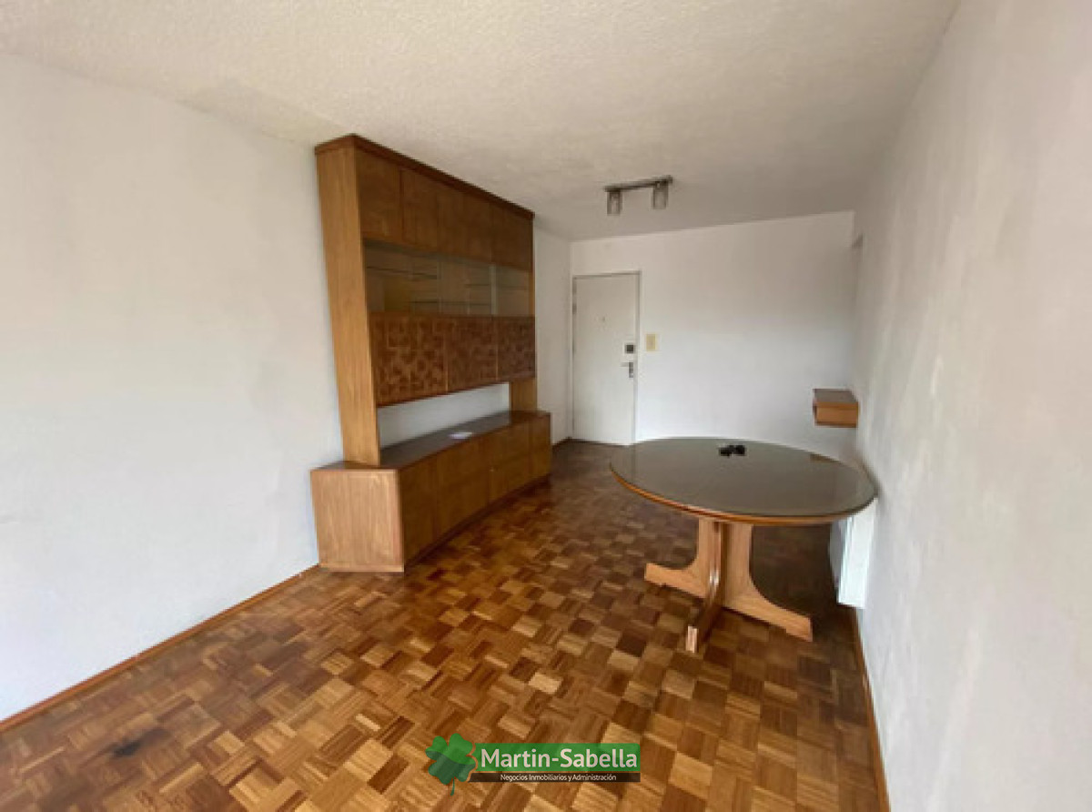 Apartamento ID.325/Apartamento-en-Venta--Tres-Cruces- - Apartamento en Venta - Tres Cruces 