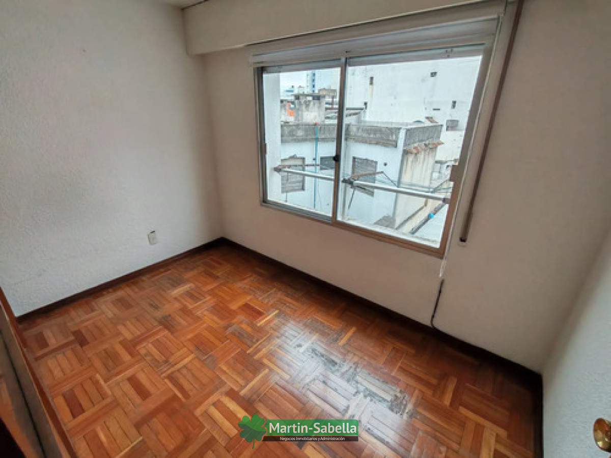 Apartamento ID.594/Apartamento-en-Alquiler--Tres-Cruces- - Apartamento en Alquiler - Tres Cruces 