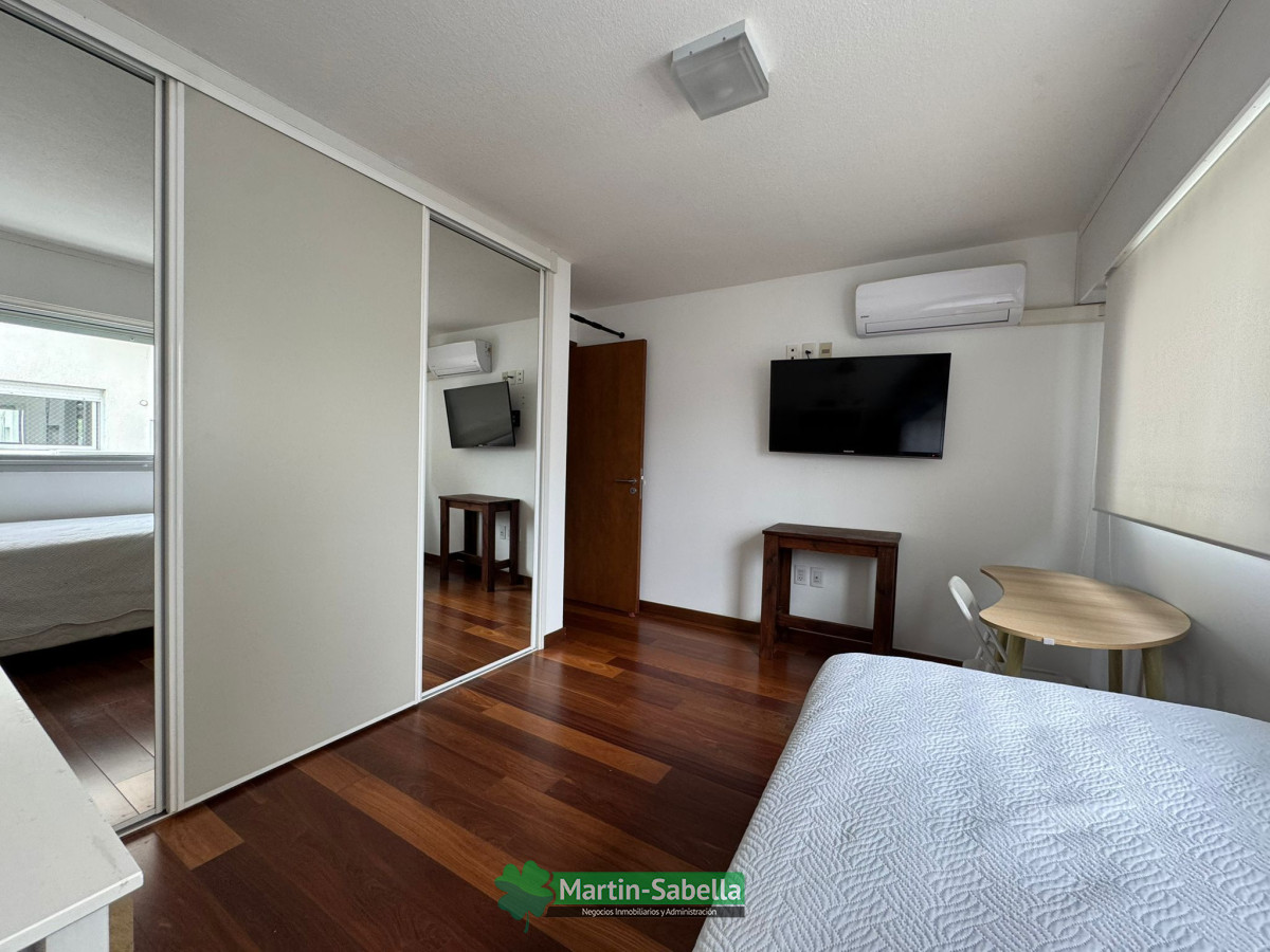Apartamento ID.98/Apartamento-en-alquiler--Malvín- - Apartamento en alquiler - Malvín 