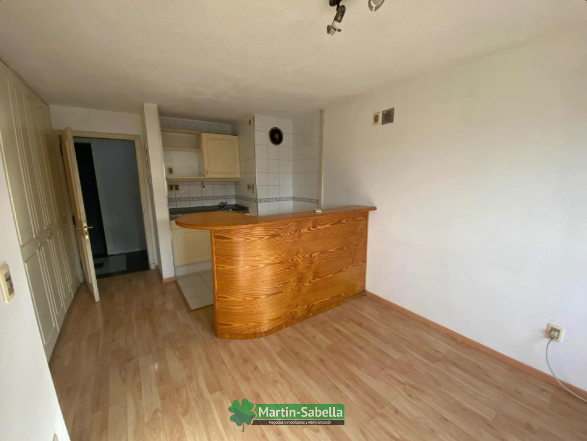 Apartamento ID.322/Apartamento-en-alquiler--Tres-Cruces- - Apartamento en alquiler - Tres Cruces 