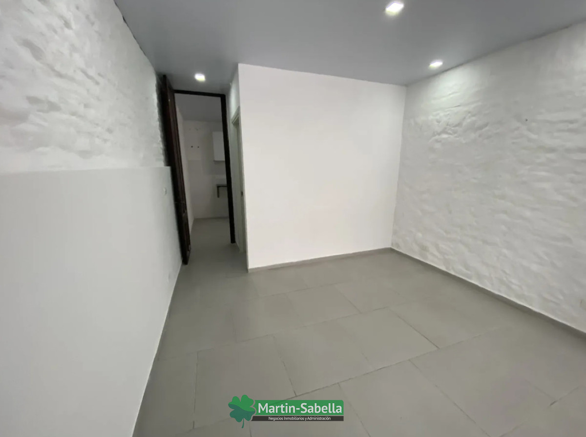 Apartamento ID.584/Monoambiente-en-alquiler--La-Comercial- - Monoambiente en alquiler - La Comercial 
