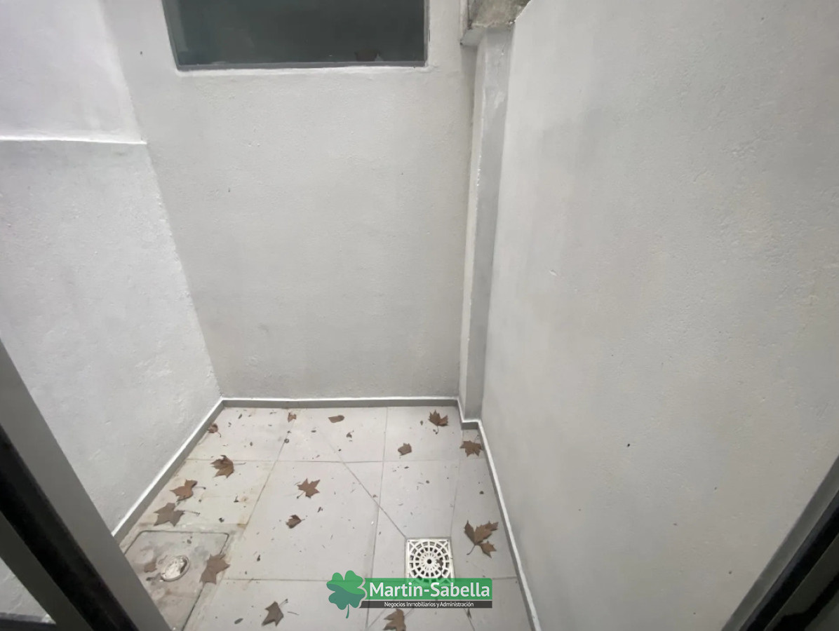 Apartamento ID.584/Monoambiente-en-alquiler--La-Comercial- - Monoambiente en alquiler - La Comercial 