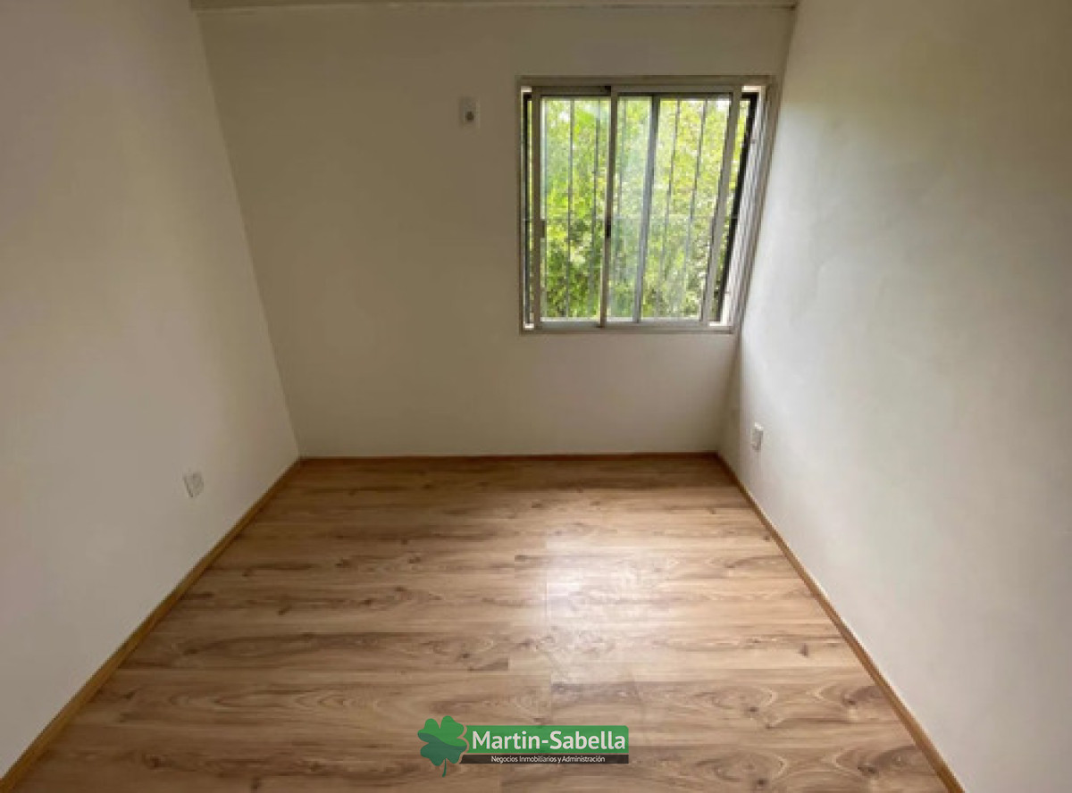 Apartamento ID.4 - Apartamento  En Alquiler Tipo Casa  Duplex  2 Dormitorios 