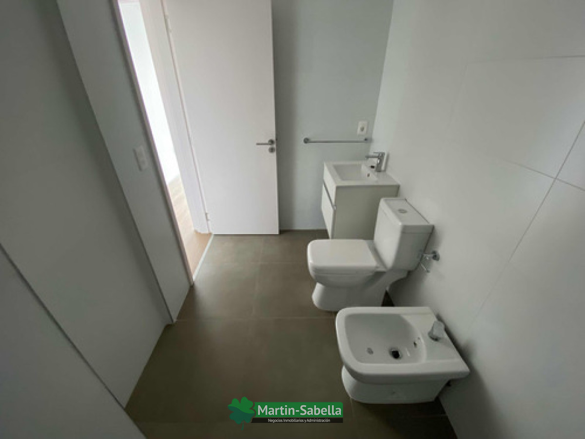 Apartamento ID.21 - Apartamento En Alquiler La Blanqueada 1 Dormitorio Congarage
