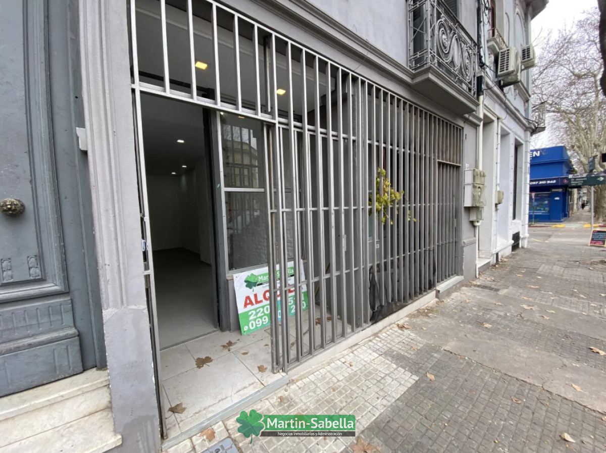 Apartamento ID.584/Monoambiente-en-alquiler--La-Comercial- - Monoambiente en alquiler - La Comercial 