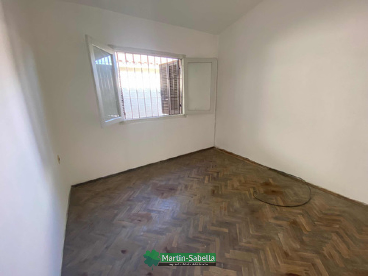 Apartamento ID.6 - Apartamento En Alquiler Peñarol   Sayago  Tipo Casita  1 Dormitorio Covadonga Esquina Santos   