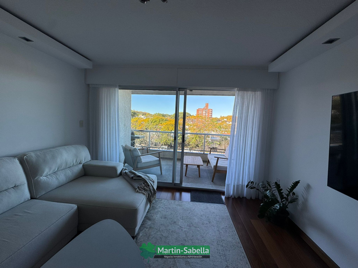 Apartamento ID.98/Apartamento-en-alquiler--Malvín- - Apartamento en alquiler - Malvín 