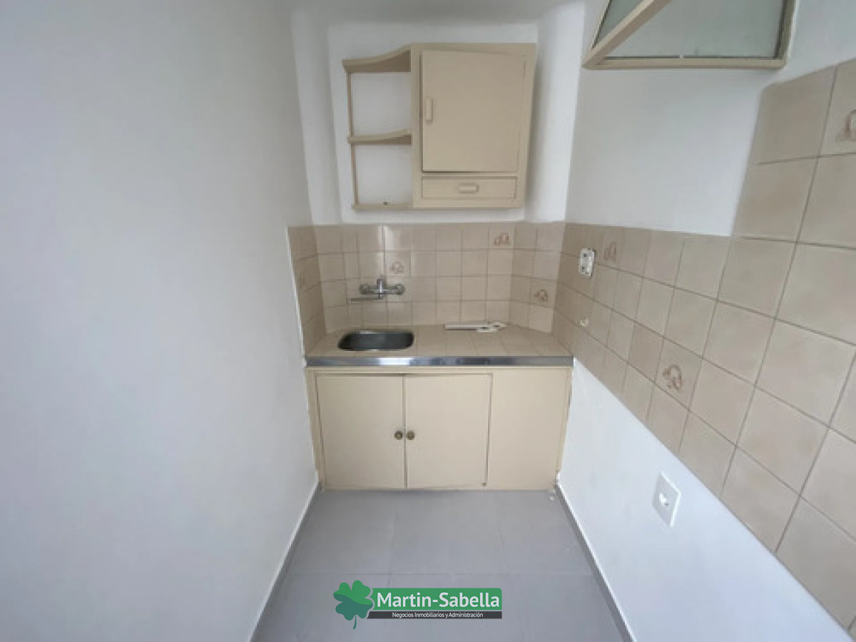 Apartamento ID.597/Apartamento-en-Alquiler--Tres-Cruces- - Apartamento en Alquiler - Tres Cruces 