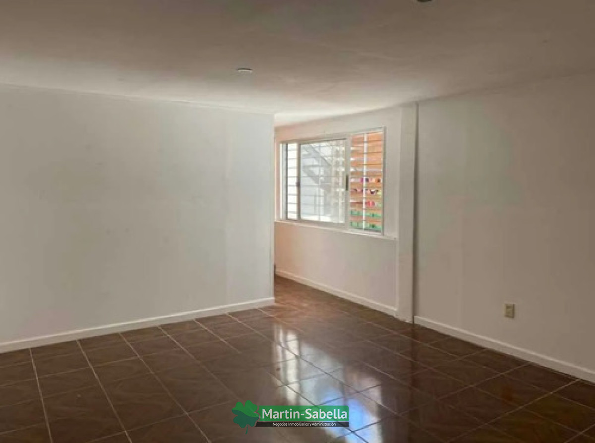 Apartamento ID.143/Apartamento-en-alquiler--La-Comercial- - Apartamento en alquiler - La Comercial 