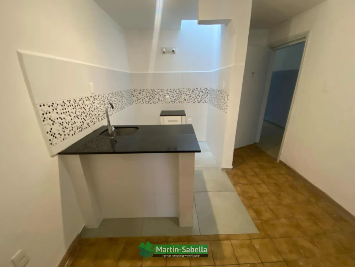 Apartamento ID.3 - Apartamento En Alquiler Pocitos Nuevo Planta Baja  Ideal Pérsona Mayor Con Patio Proximo A Montevideo Shopping 