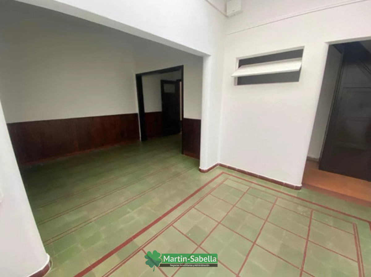Apartamento ID.175/Apartamento-en-alquiler--La-Comercial- - Apartamento en alquiler - La Comercial 
