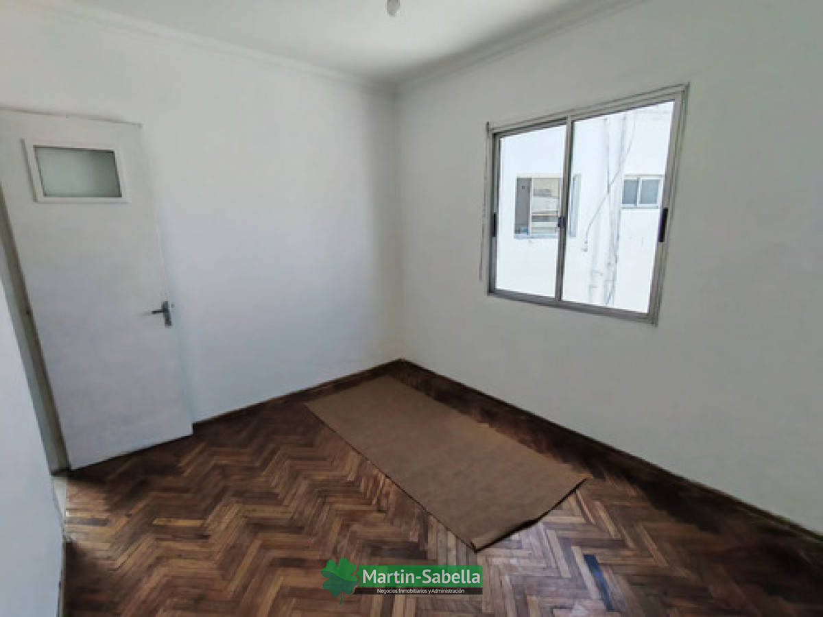 Apartamento ID.378/Apartamento-en-alquiler--La-Comercial- - Apartamento en alquiler - La Comercial 