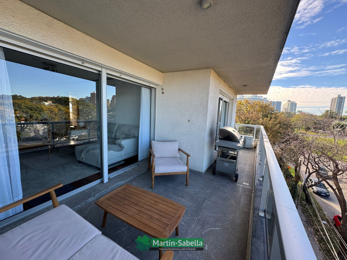 Apartamento ID.98/Apartamento-en-alquiler--Malvín- - Apartamento en alquiler - Malvín 