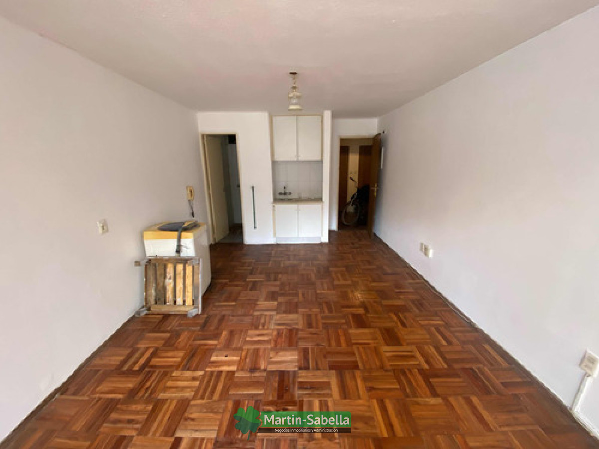 Apartamento ID.215/Monoambiente-en-alquiler--Cordón- - Monoambiente en alquiler - Cordón 