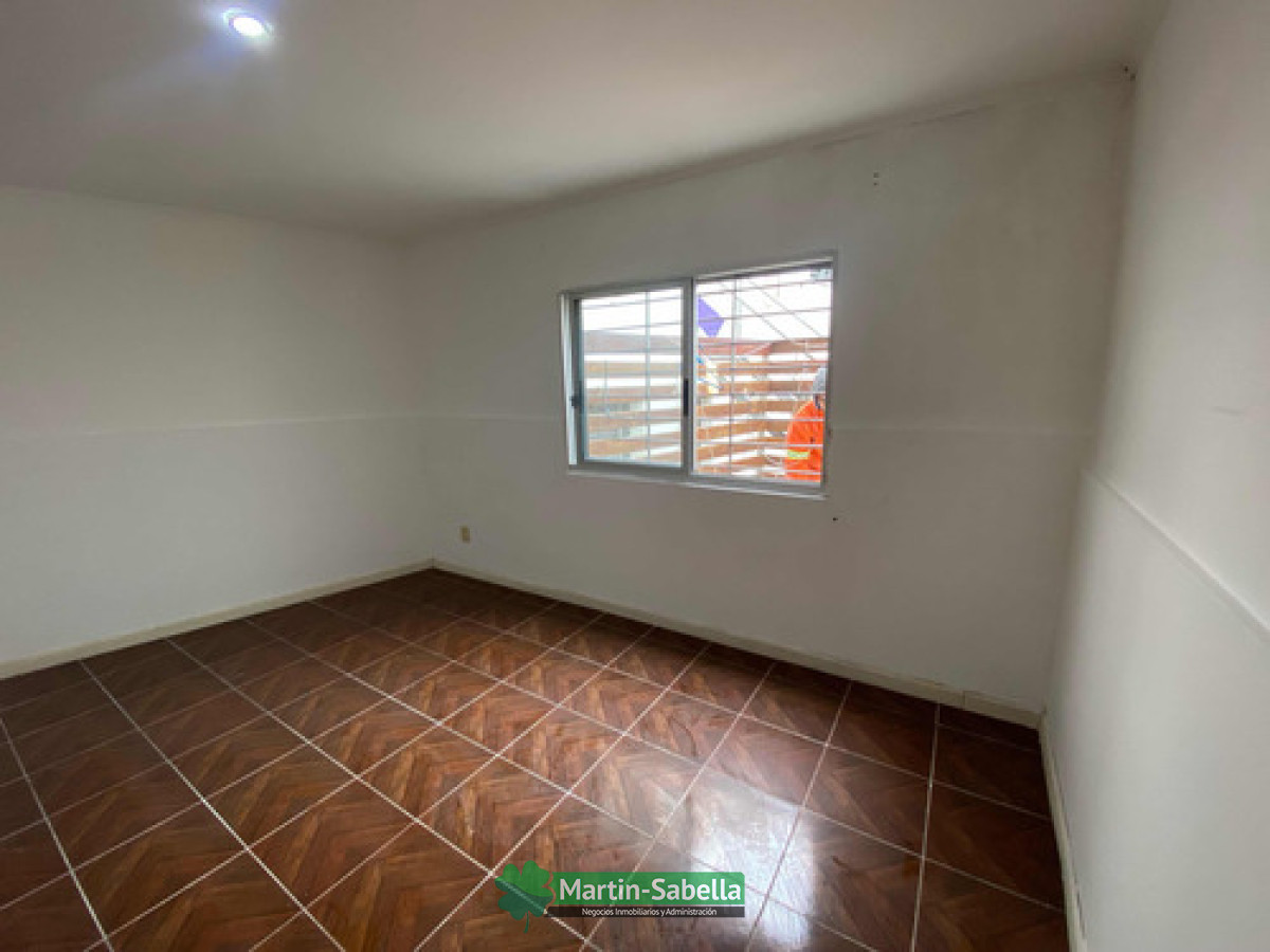 Apartamento ID.158/Apartamento-en-alquiler--La-Comercial- - Apartamento en alquiler - La Comercial 