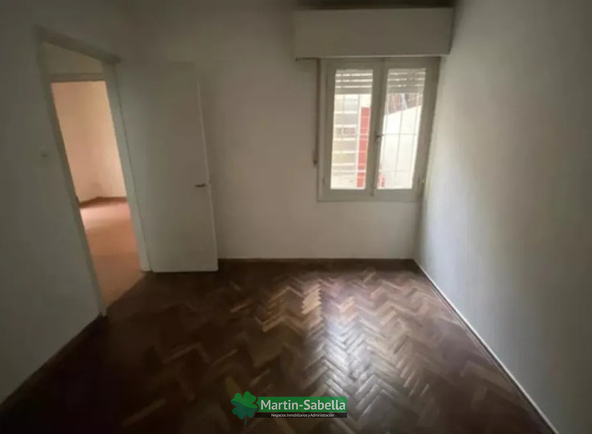 Apartamento ID.494/Apartamento-en-Alquiler--La-Comercial- - Apartamento en Alquiler - La Comercial 