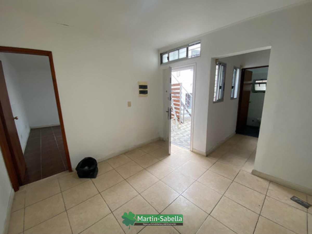 Apartamento ID.158/Apartamento-en-alquiler--La-Comercial- - Apartamento en alquiler - La Comercial 
