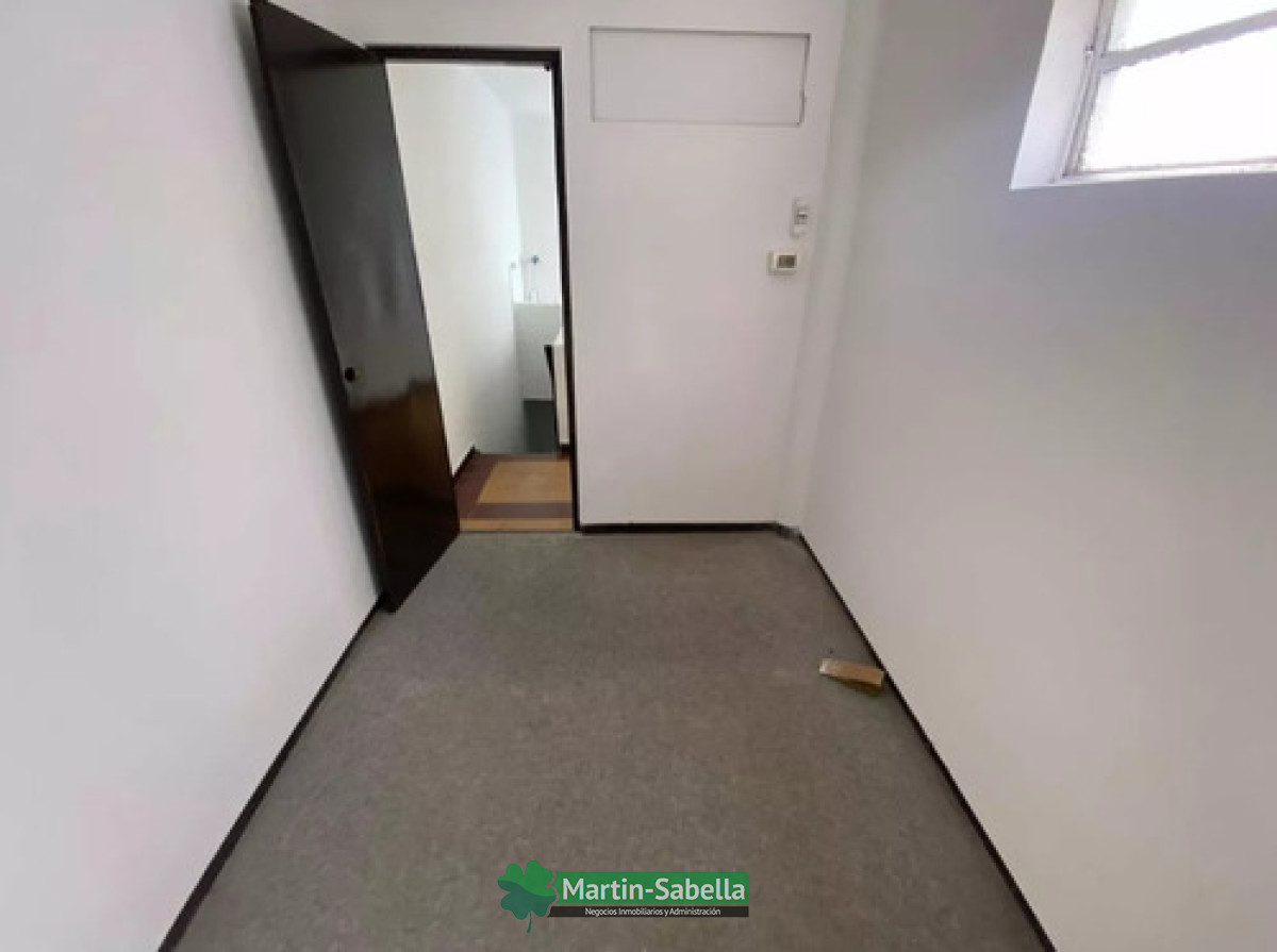 Apartamento ID.175/Apartamento-en-alquiler--La-Comercial- - Apartamento en alquiler - La Comercial 