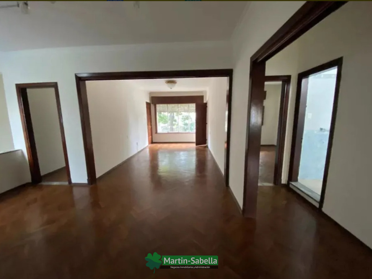 Casa ID.254/Casa-en-alquiler--Tres-Cruces- - Casa en alquiler - Tres Cruces 