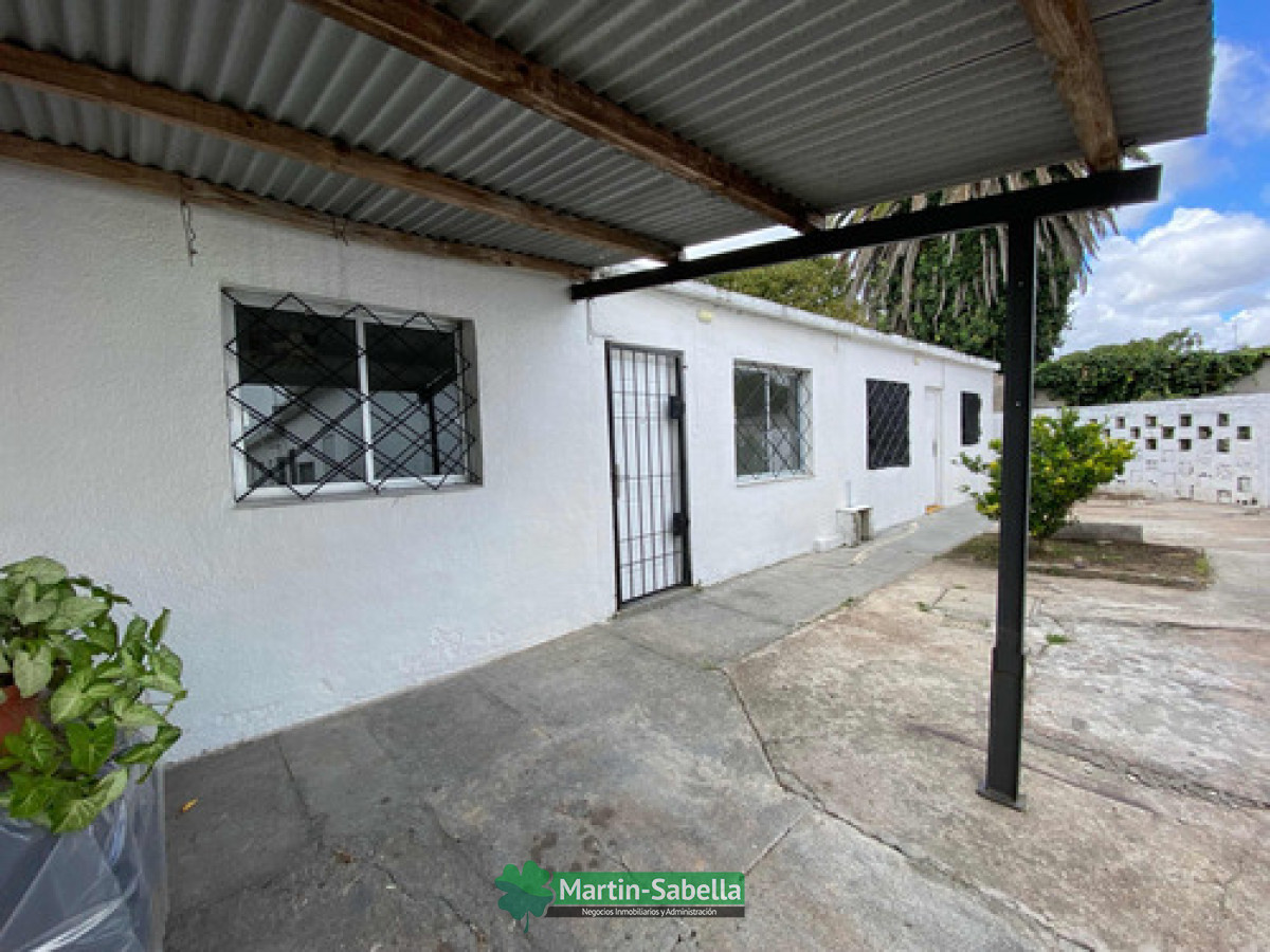 Casa ID.41/Casa-en-alquiler--Maroñas- - Casa en alquiler - Maroñas 