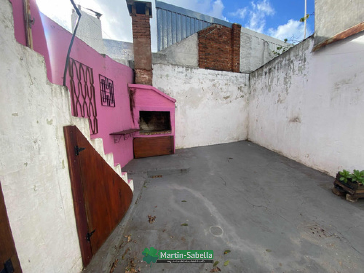 Casa ID.99/Casa-en-alquiler--Parque-Batlle- - Casa en alquiler - Parque Batlle 