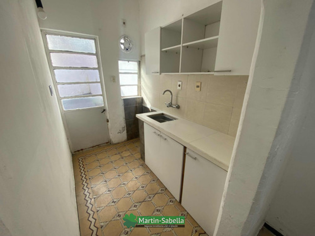 Casa ID.99/Casa-en-alquiler--Parque-Batlle- - Casa en alquiler - Parque Batlle 