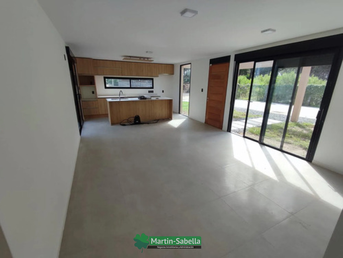 Casa ID.369/Casa-en-alquiler--El-Pinar,-Canelones- - Casa en alquiler - El Pinar, Canelones 