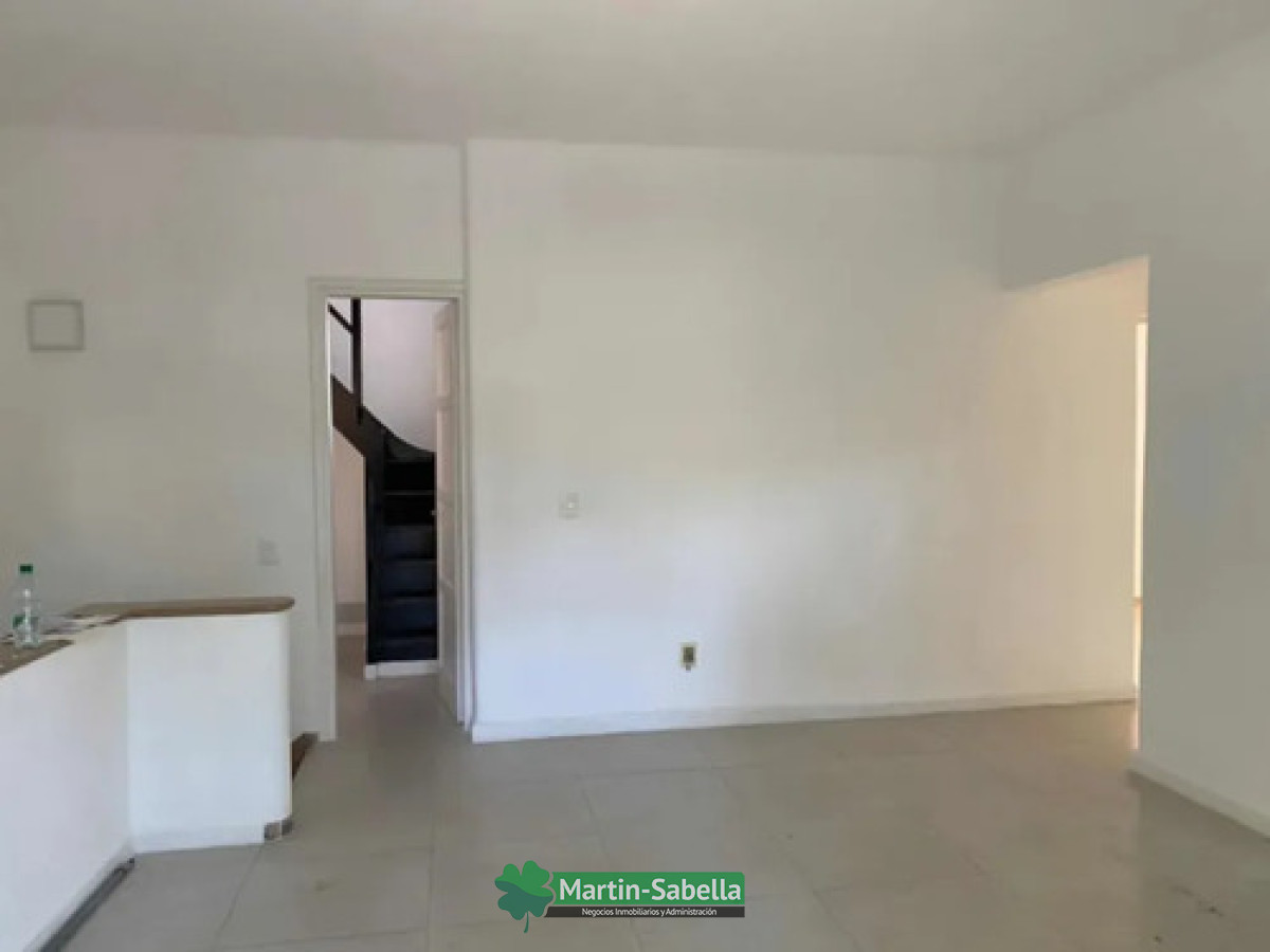 Casa ID.432/Casa-en-alquiler--La-Comercial- - Casa en alquiler - La Comercial 