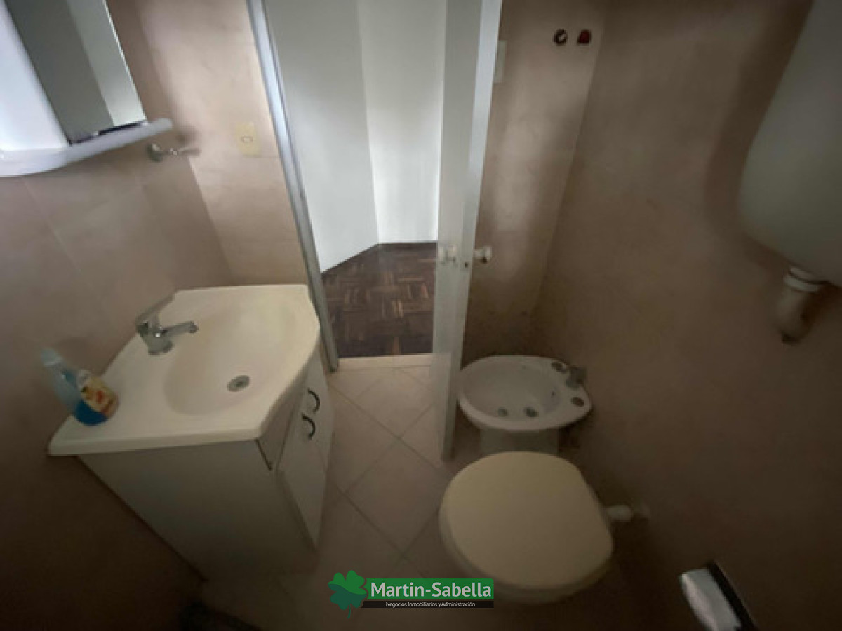 Casa ID.78/Casa-en-alquiler--La-Comercial- - Casa en alquiler - La Comercial 