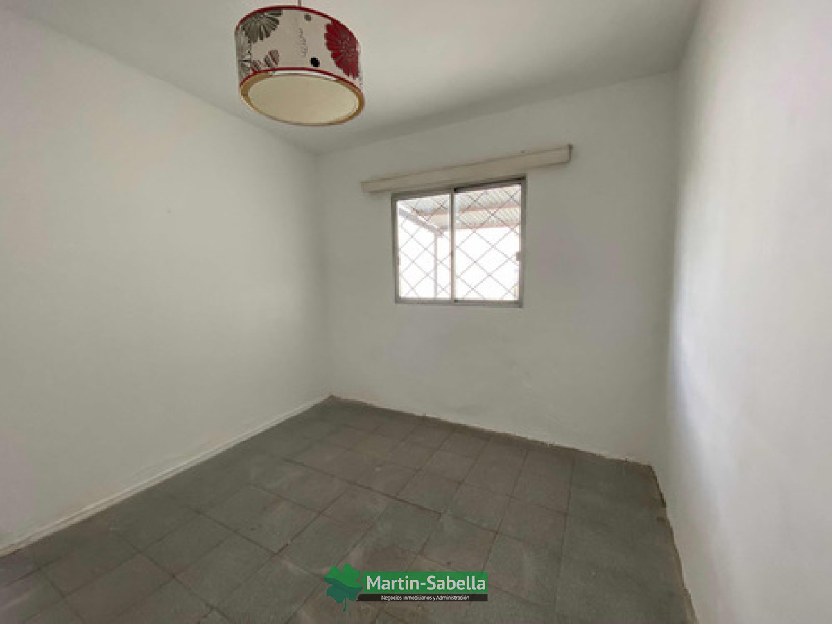 Casa ID.41/Casa-en-alquiler--Maroñas- - Casa en alquiler - Maroñas 
