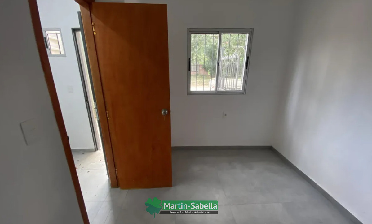 Casa ID.324/Casa-en-alquiler--El-Pinar,-Canelones- - Casa en alquiler - El Pinar, Canelones 