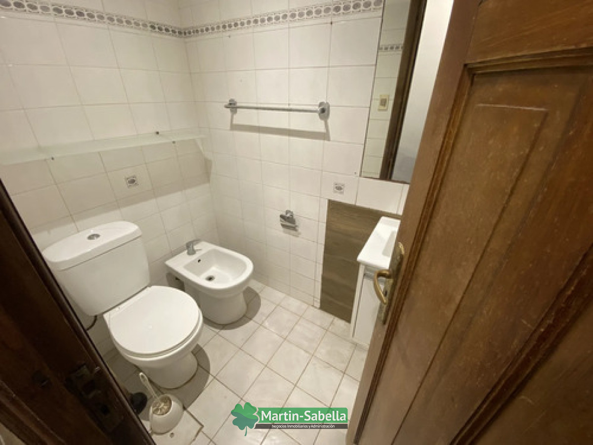 Casa ID.509/Casa-en-alquiler--La-Blanqueada- - Casa en alquiler - La Blanqueada 