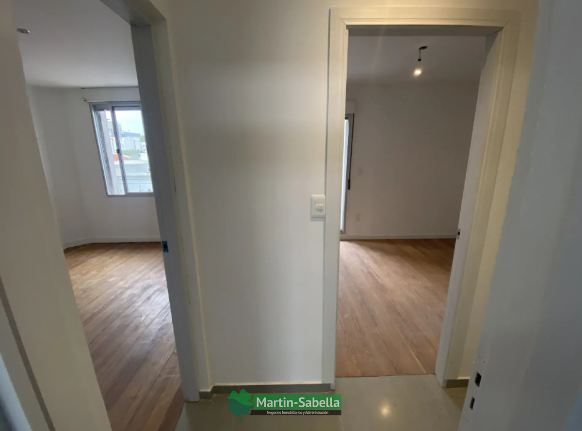 Casa ID.303/Casa-en-alquiler--La-Blanqueada- - Casa en alquiler - La Blanqueada 