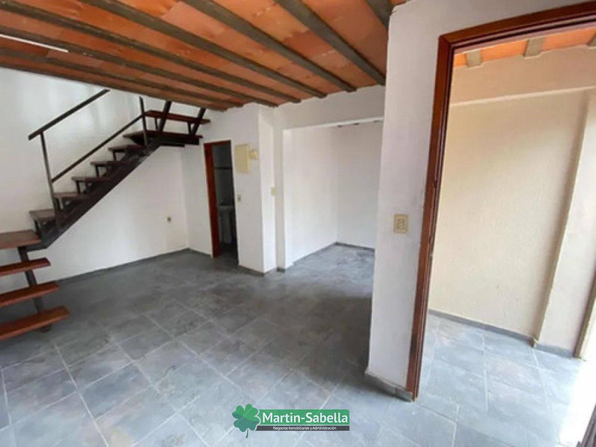 Casa ID.651/Casas-en-alquiler-MalvÃ­n-Norte- - Casas en alquiler Malvín Norte 