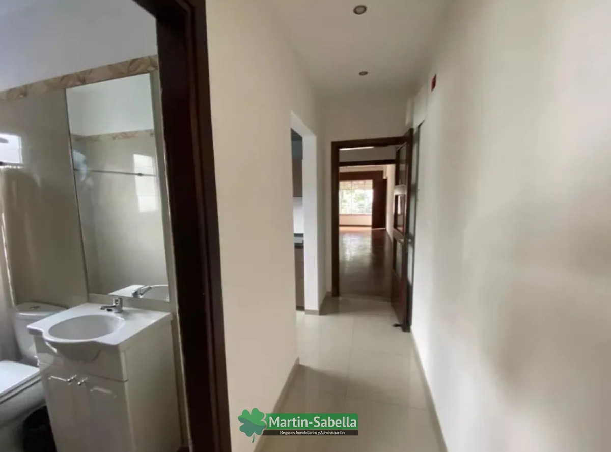 Casa ID.254/Casa-en-alquiler--Tres-Cruces- - Casa en alquiler - Tres Cruces 