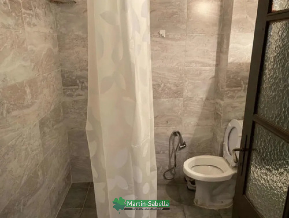 Casa ID.557/Casa-en-alquiler--La-Blanqueada- - Casa en alquiler - La Blanqueada 