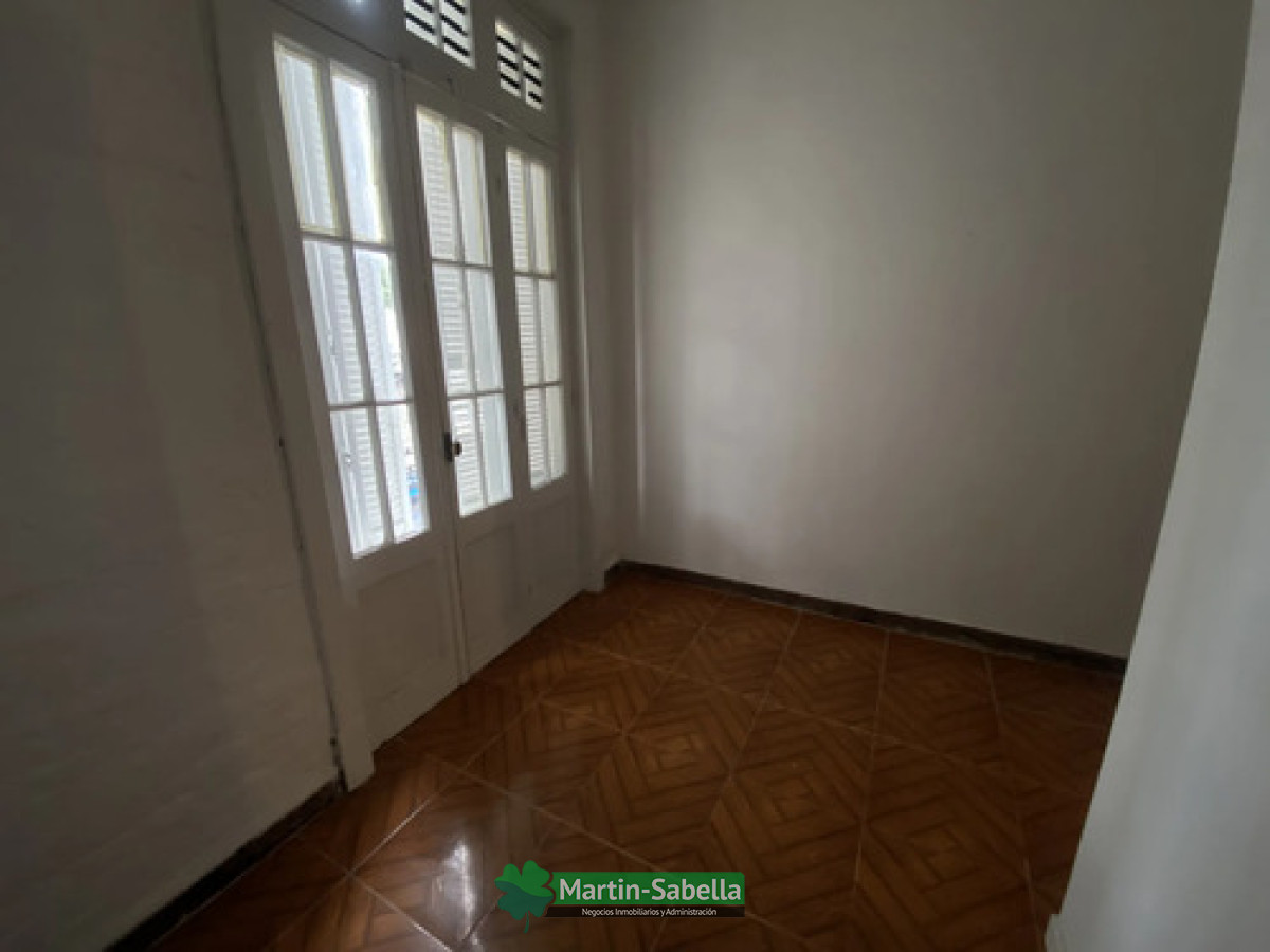 Casa ID.408/Casa-en-alquiler--Cordón- - Casa en alquiler - Cordón 