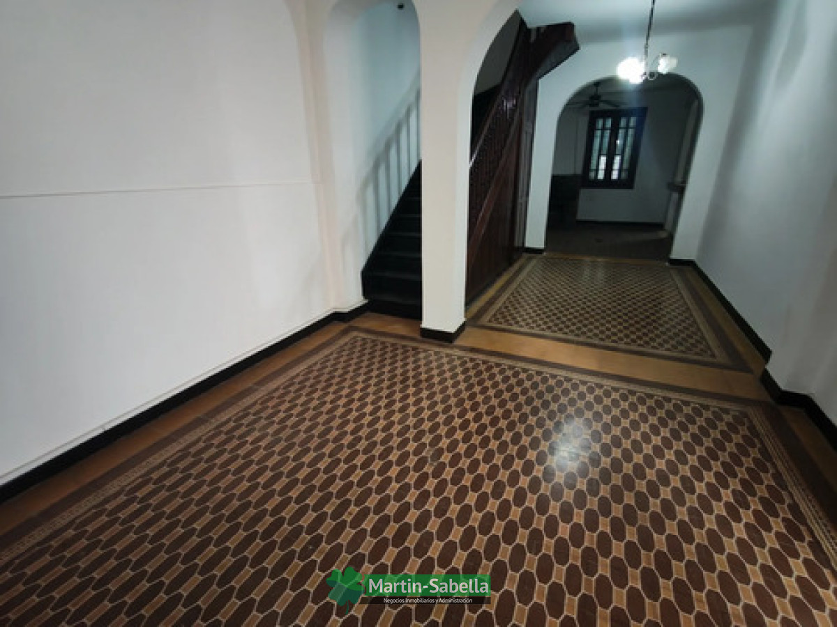 Casa ID.566/Casa-en-Alquiler--Pocitos- - Casa en Alquiler - Pocitos 