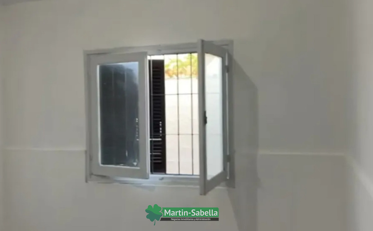 Casa ID.552/Casa-en-Alquiler--Peñarol- - Casa en Alquiler - Peñarol 