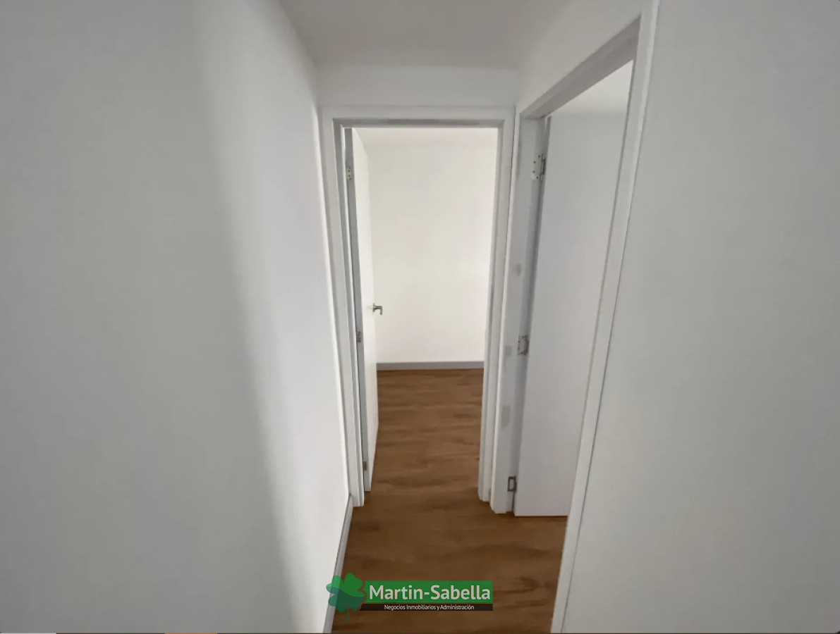 Casa ID.431/Casa-en-alquiler--Tres-Cruces- - Casa en alquiler - Tres Cruces 