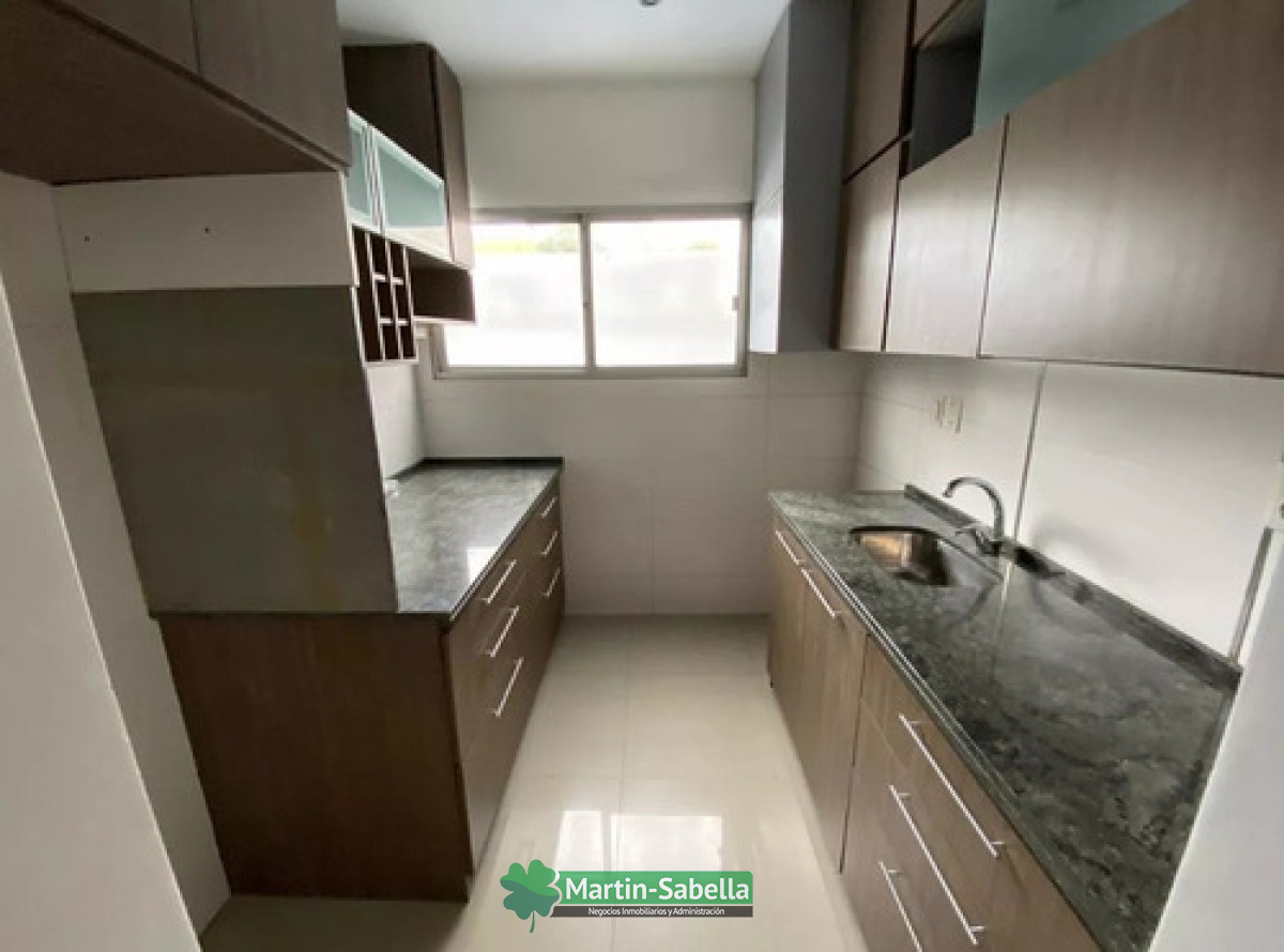 Casa ID.253/Casa-en-alquiler--La-Blanqueada- - Casa en alquiler - La Blanqueada 