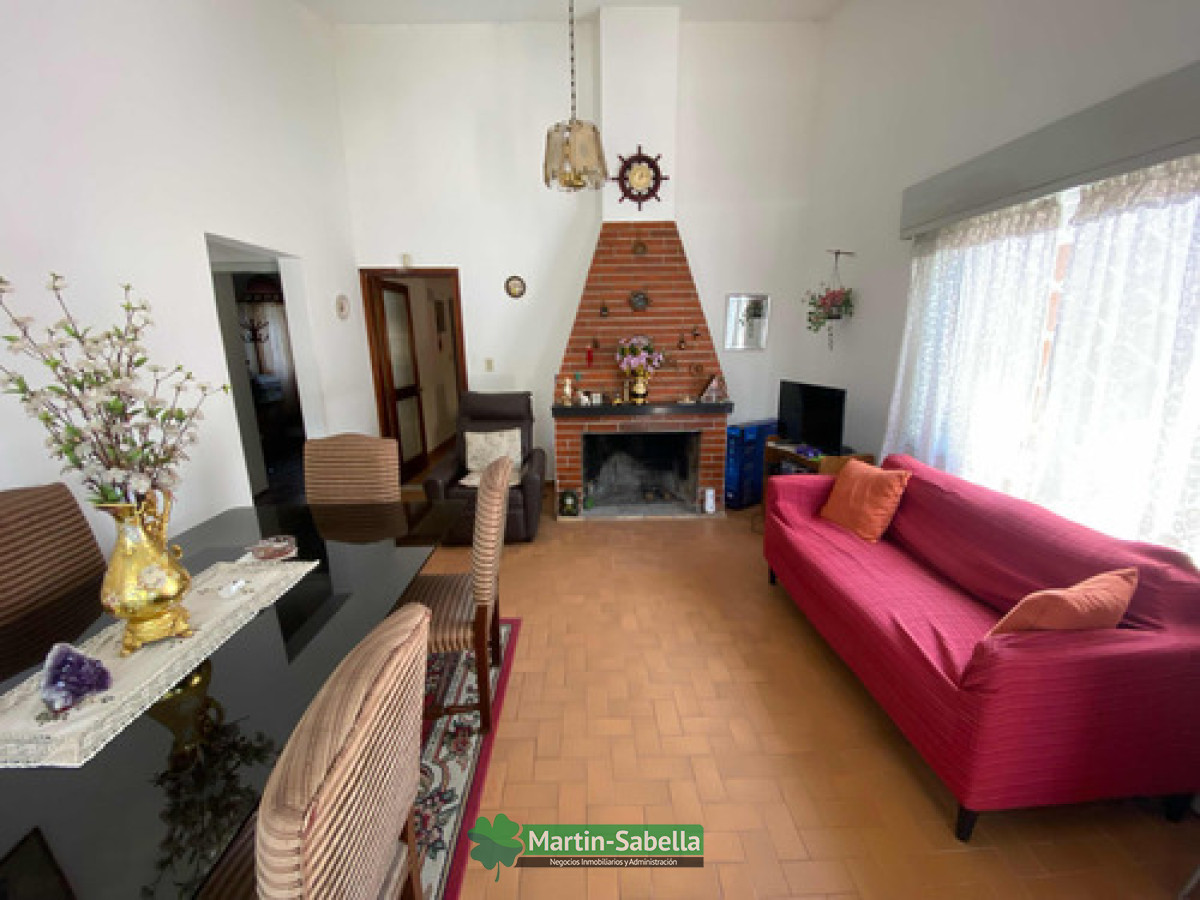 Casa ID.65/Casa-en-Venta--Brazo-Oriental- - Casa en Venta - Brazo Oriental 