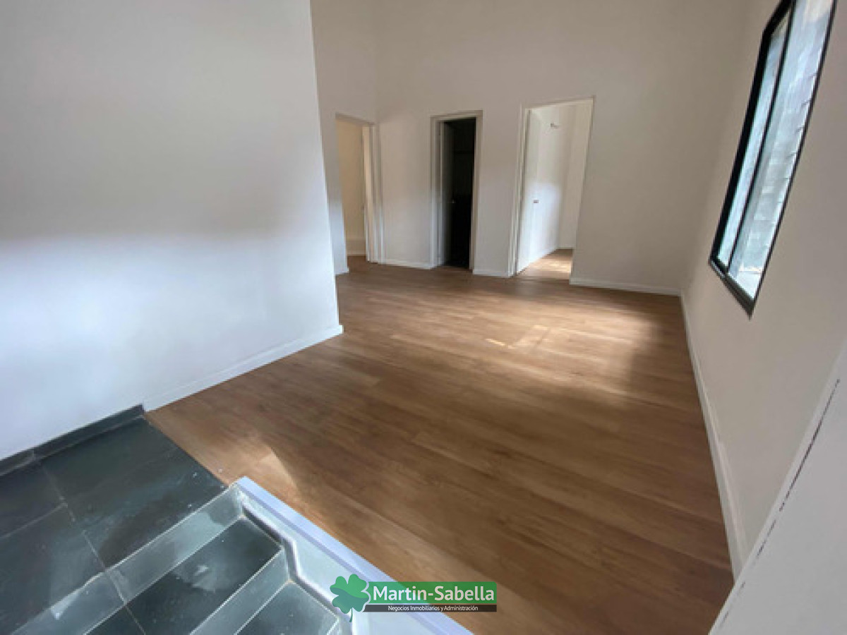 Casa ID.19 - Casa En Alquiler Cordon 2 Dormitorios Con Patio