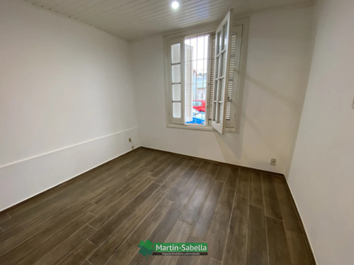 Casa ID.509/Casa-en-alquiler--La-Blanqueada- - Casa en alquiler - La Blanqueada 