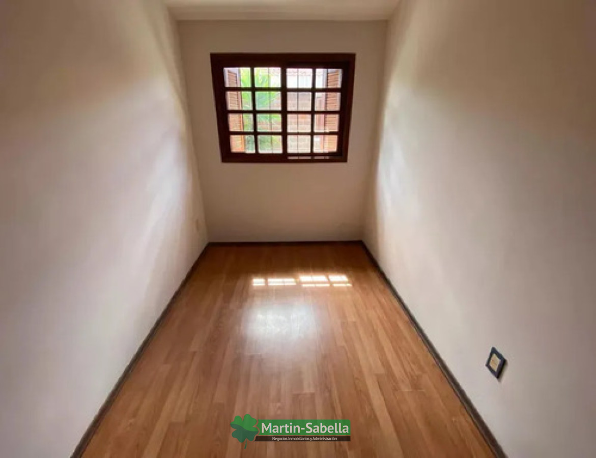 Casa ID.479/Casa-en-Alquiler--Punta-Gorda- - Casa en Alquiler - Punta Gorda 