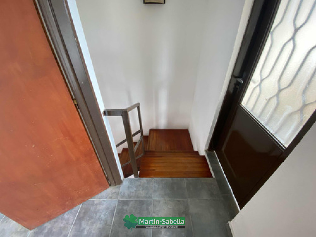 Casa ID.2 - Casa Propiedad Horizontal Duplex  Al Fondo Malvin Lado Norte A 1  Cuadra De Av. Italia 