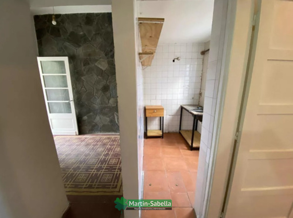 Casa ID.28 - Casa En Venta 1 Dormitorio Con Acceso A  La Azota Y Patio Chico Con Parrillero 