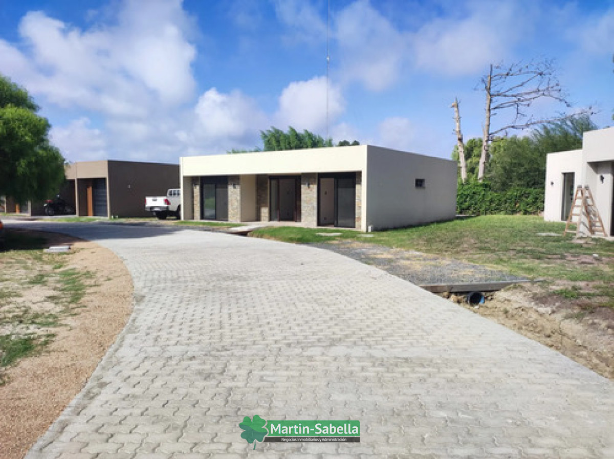 Casa ID.371/Casa-en-alquiler--Ciudad-de-la-Costa- - Casa en alquiler - Ciudad de la Costa 