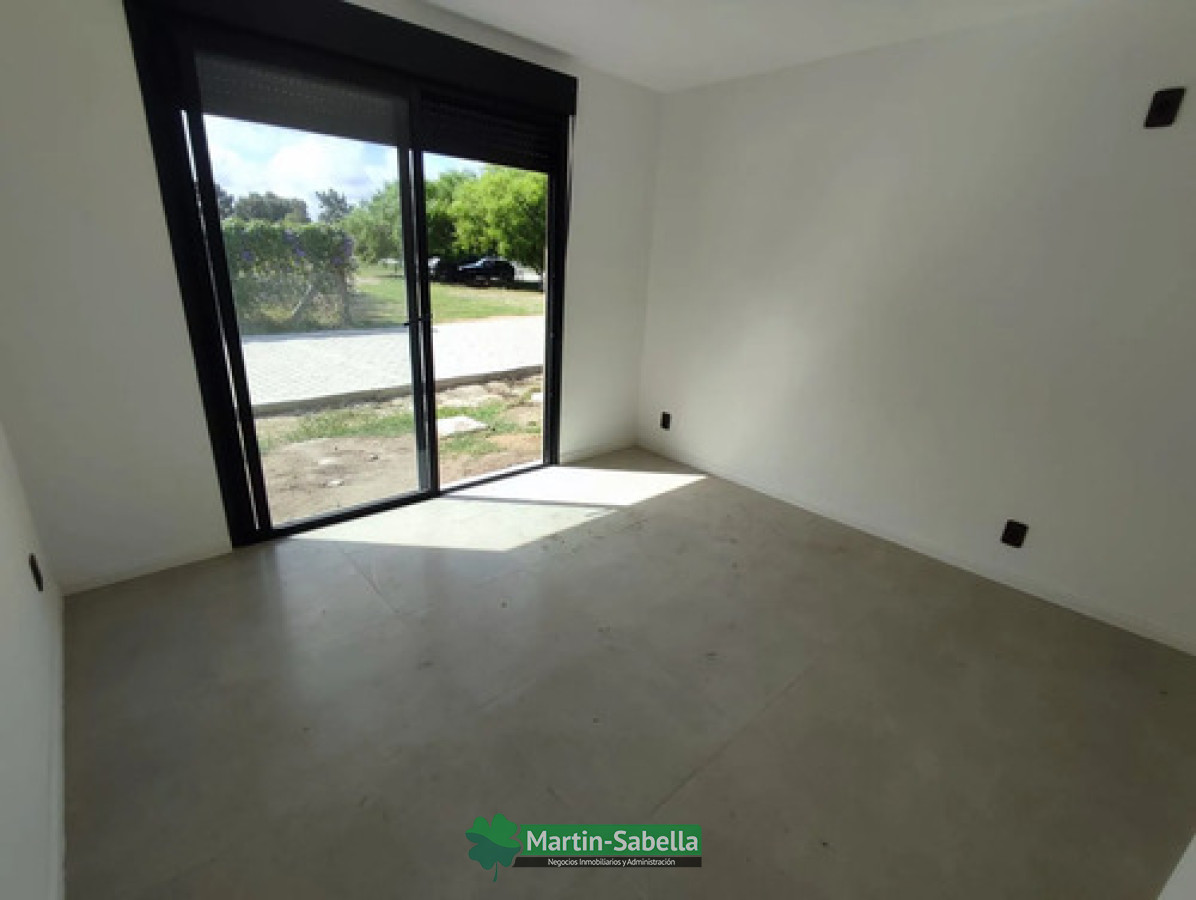 Casa ID.367/Casa-en-alquiler--Lomas-de-Solymar- - Casa en alquiler - Lomas de Solymar 