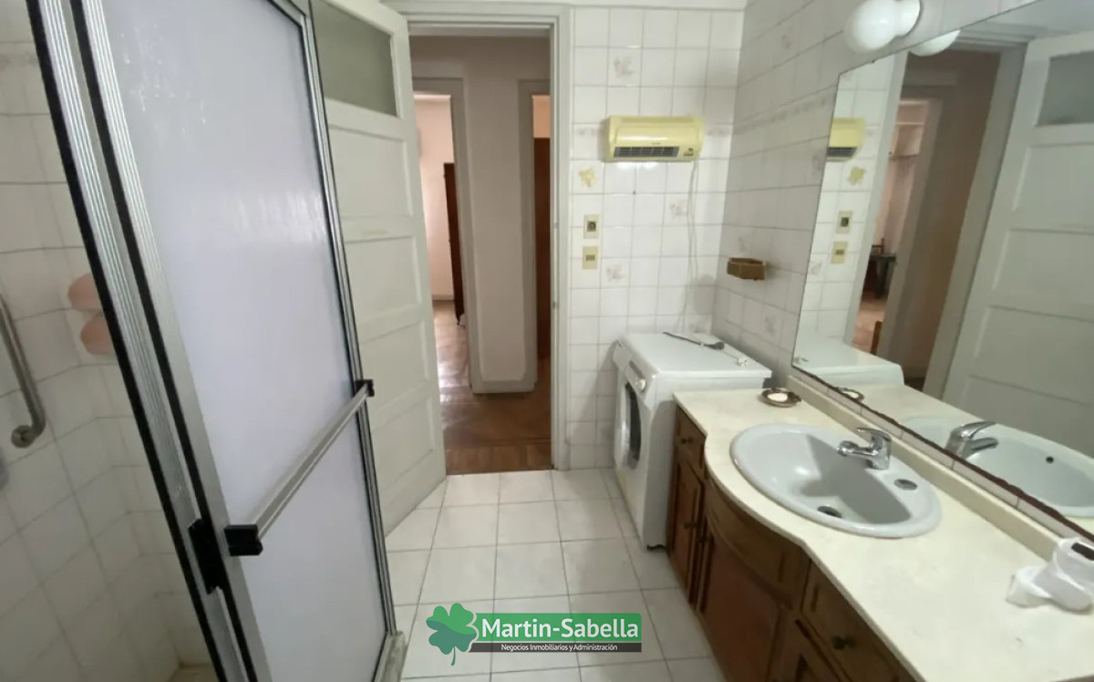 Casa ID.465/Casa-en-Alquiler--Pocitos- - Casa en Alquiler - Pocitos 